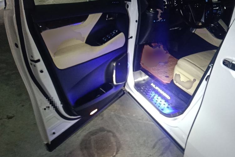 Used Toyota Alphard 2019 Dual-Engine 2.5L Prestige Edition Driver Seat