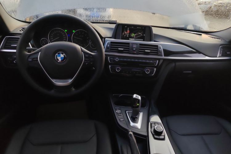 Used BMW 3 Series 2016 320Li Ambition Model