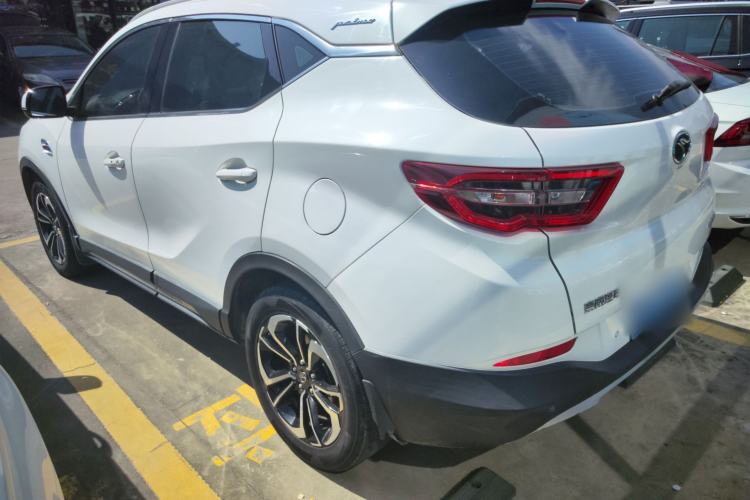 Used Soueast DX7 2018 Prime 1.5T Manual Smart Connect Starry Edition China V Standard