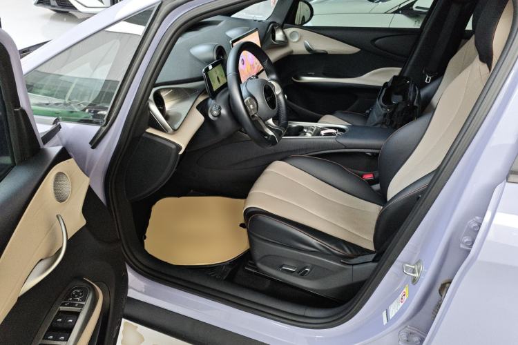 Used BYD Dolphin 2023 420 km Free Version
