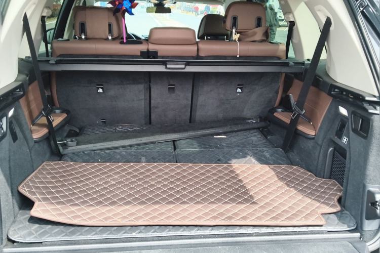 Used BMW X7 2022 xDrive40i Luxury Package with Leading Features Trunk