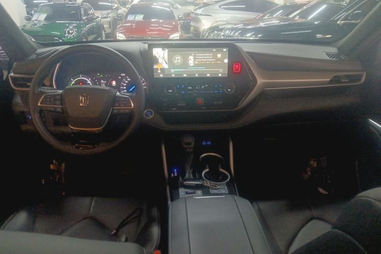 Used Toyota Crown Kluger 2021 2.5L HEV Two-Wheel Drive Elite Edition Center Console