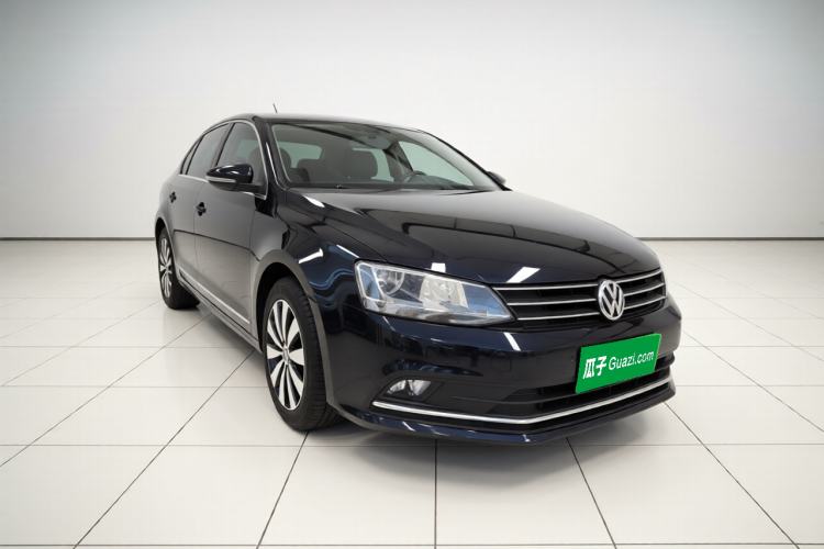 Used Volkswagen Sagitar 2018 1.6L Manual Comfort Model Exterior 2