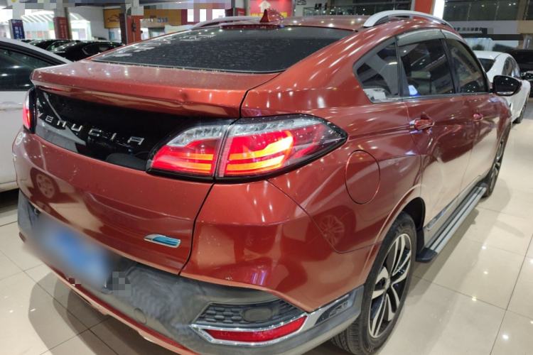 Used Venucia T90 2017 2.0L CVT Fashion Edition
