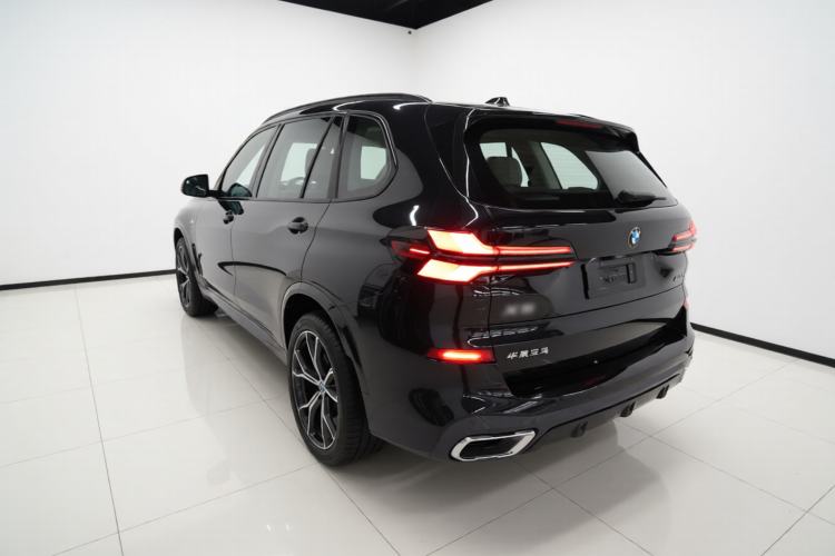 Used BMW X5 2026 Model, xDrive 30Li Prestige M Sport Night Package