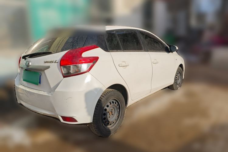 Used Toyota YARiS L Zhi Xuan 2015 1.5E Automatic Charm Edition