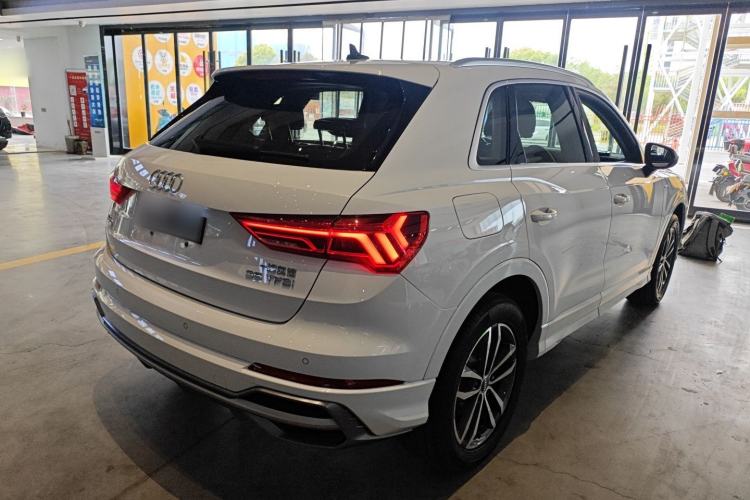 Used Audi Q3 2020 35 TFSI Ambition Dynamic Edition Rear Right 45 Deg