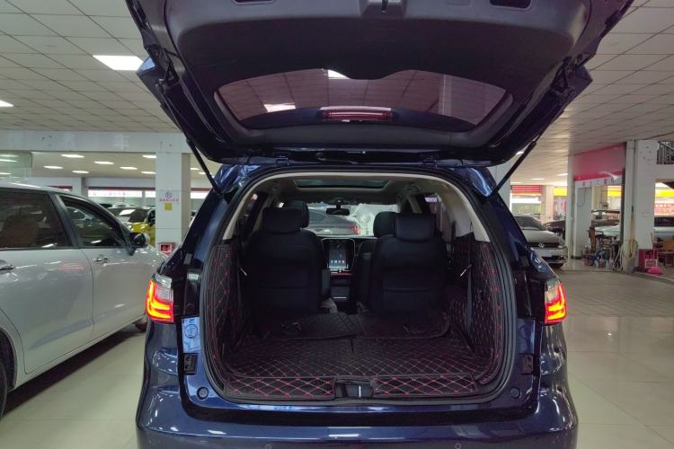 Used BYD Song MAX 2018 1.5T Automatic Smart Connect Elite Model with 6 Seats
