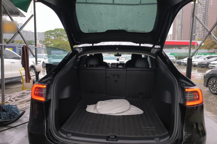 Used Tesla Model Y 2022 Rear-Wheel-Drive Version
