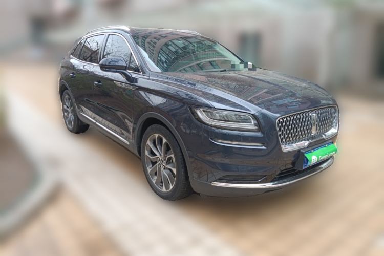 Used Lincoln Nautilus 2021 2.0T Four-Wheel Drive Luxury Edition Front Right 45 Deg