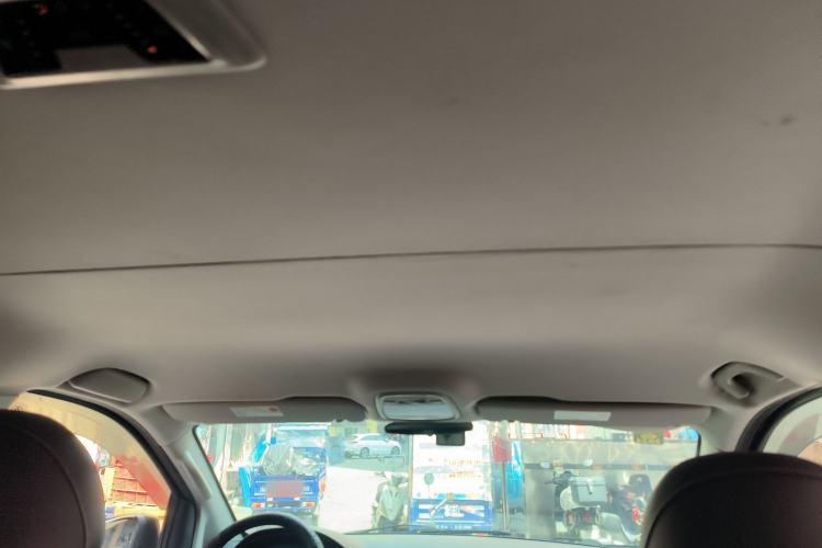 Used SAIC MAXUS G10 2016 2.0T Automatic Elite Edition