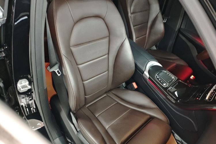 Used Mercedes-Benz GLC 2022 Facelifted GLC 260 L 4MATIC Dynamic Edition Right Front Seat