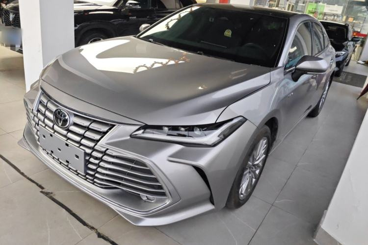Used Toyota Avalon 2024 Dual-Motor 2.0L Luxury Edition