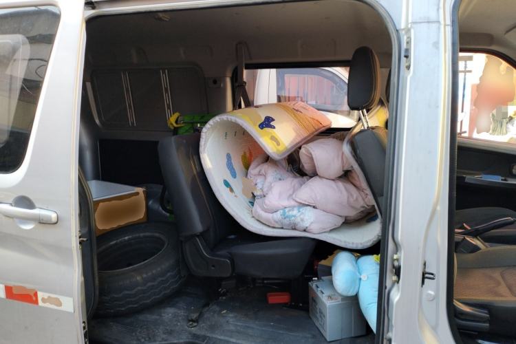 Used CHANGAN KAICHENG Ruixing M60 2023 1.5L GDI Comfort Van 2-Seater
