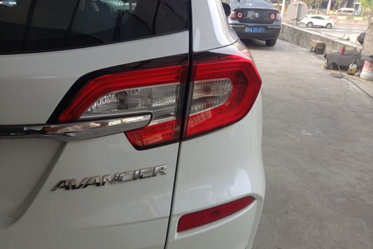 Used Honda Avancier 2017 240TURBO Two-Wheel Drive Comfort Version
