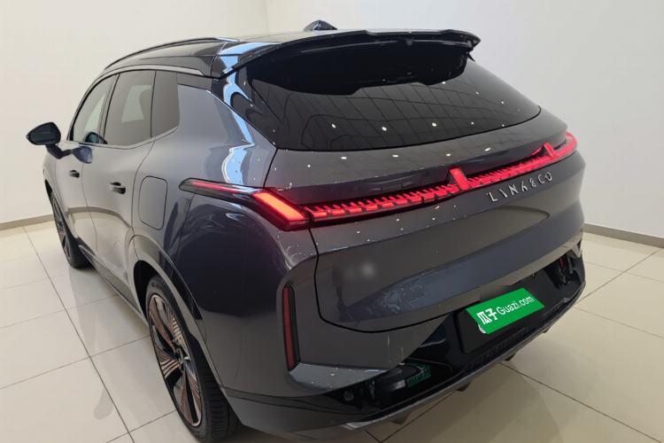 Used Lynk & Co 08 EM-P 2023 220 km Limited-Time Edition
