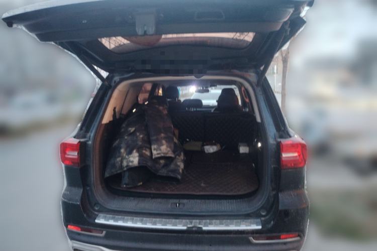 Used Roewe RX8 2018 30T Smart Connectivity Two-Wheel Drive Flagship Edition