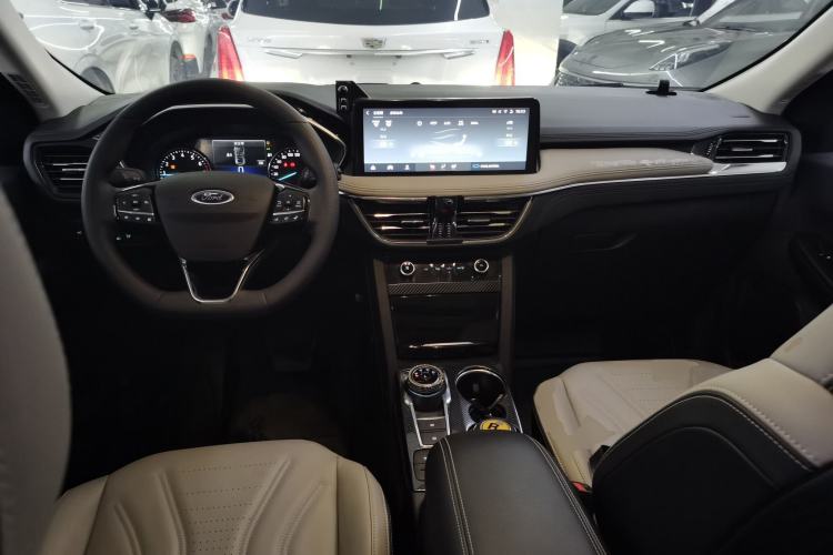 Used Ford Escape 2024 EcoBoost 245 Two-Wheel-Drive Titanium Edition Center Console