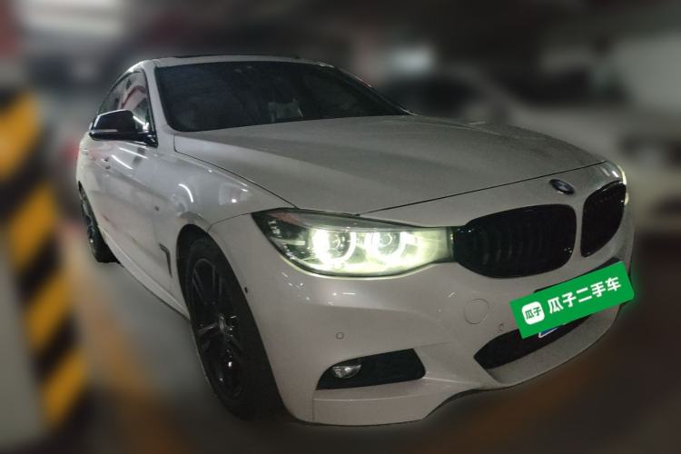 Used BMW 3 Series GT 2019 320i M Sport Night Edition Front Right 45 Deg