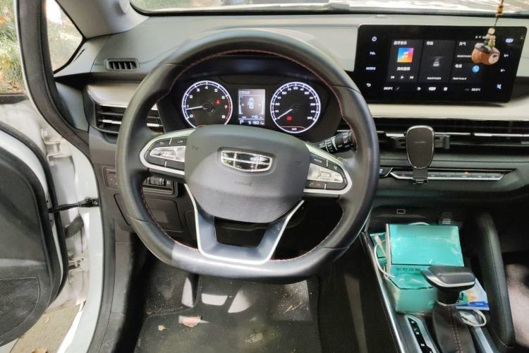 Used Geely Auto Vision X3 2021 PRO 1.5L CVT Deluxe Model