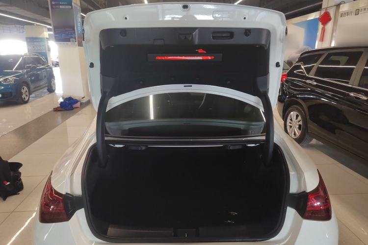 Used Mercedes-Benz CLA 2024-Year Facelifted CLA 200 Trunk