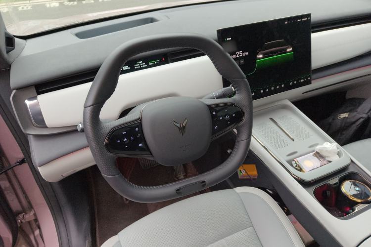 Used VOYAH COURAGE 2024 Four-Wheel Drive Global Edition Steering Wheel