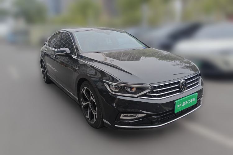 Used Volkswagen Magotan 2023 2 Million Units Commemorative Edition 330TSI DSG Luxury Version
