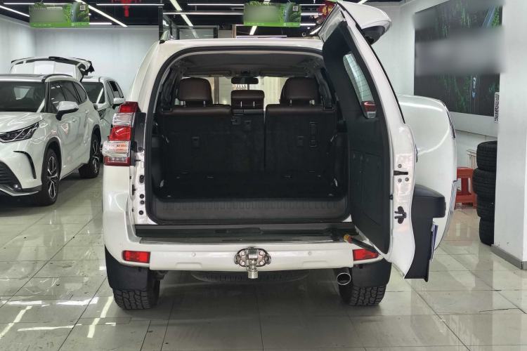 Used Toyota Prado  Exterior 6