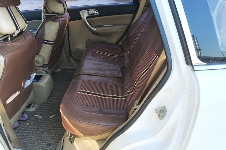 Used Haval H6 2012 2.4L Automatic Two-Wheel Drive Elite Version
