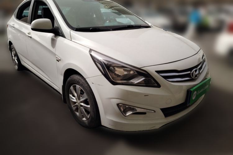 Used Hyundai Verna (older generation) 2014 1.4L Manual Smart GLS Trim
