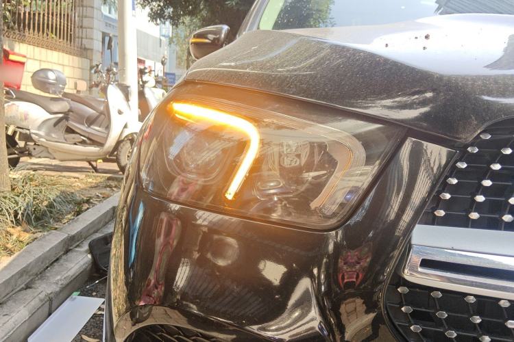 Used Mercedes-Benz GLE 2020 GLE 450 4MATIC Stylish Model Right Front Headlight