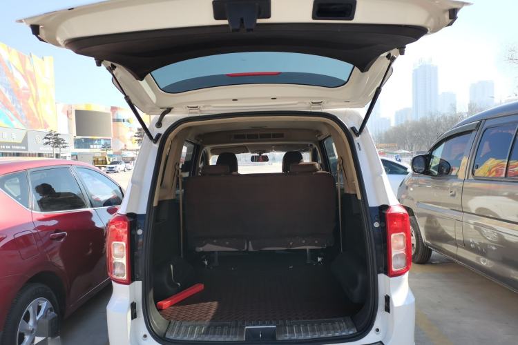 Used Wuling Hongguang 2021 1.5L Revised S Standard Version with Electric Power Steering LAR
