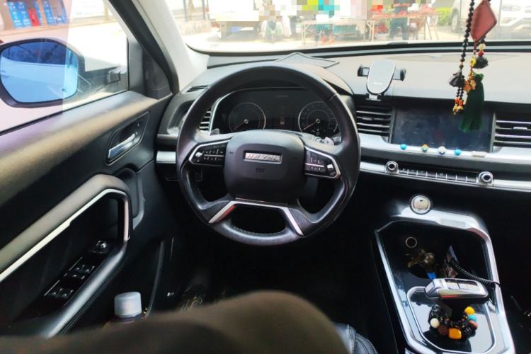 Used Haval H6 2017 Blue Label 2.0T Automatic Two-Wheel Drive Smart Edition
