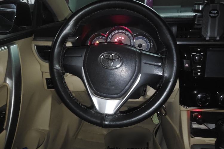 Used Toyota Corolla 2014 1.6L Manual GL Steering Wheel