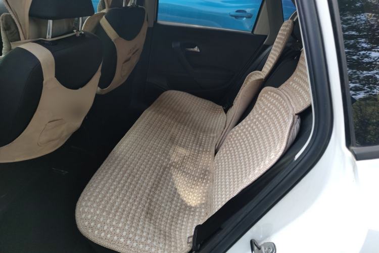 Used Volkswagen Polo 2014 1.6L Automatic Comfort Edition
