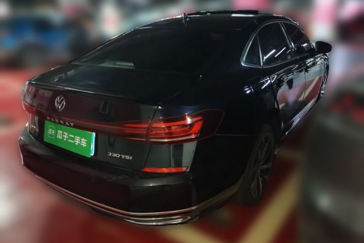 Used Volkswagen Passat 2022 330TSI Starry Luxury Edition
