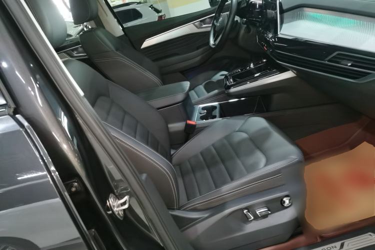 Used Volkswagen Talagon 2024 380TSI All-Wheel Drive Luxury Prestige Pro 6-Seater Right Front Seat