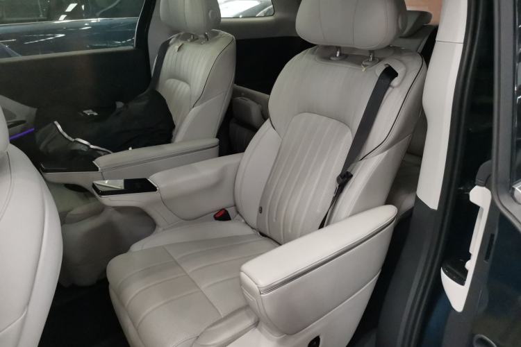 Used VOYAH Dream 2025 PHEV Four-Wheel-Drive Flagship Kunpeng Edition