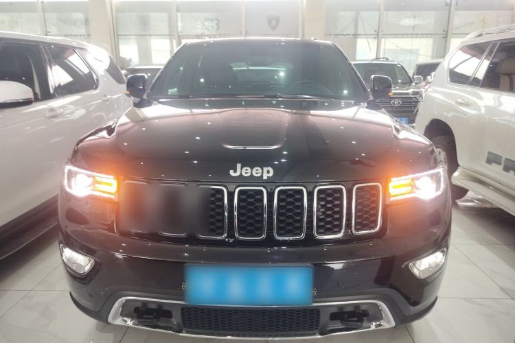 Used Jeep Grand Cherokee 2020 3.0L Elite Navigation Edition Front