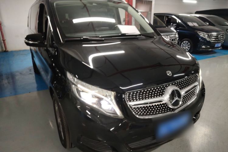 Used Mercedes-Benz V-Class 2018 V 260 Avantgarde Edition China VI

