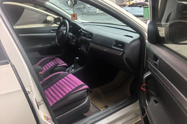 Used Volkswagen Gran Lavida 2015 1.6L Automatic Fashion Edition
