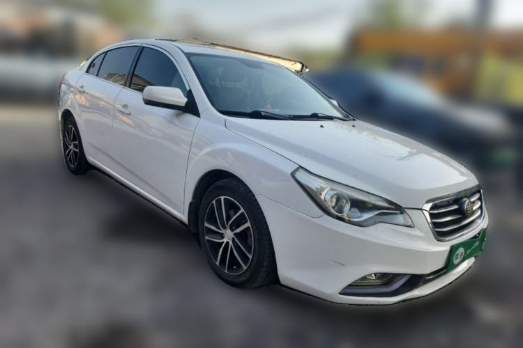 Used Bestune B50 2013 1.6L manual luxury version
