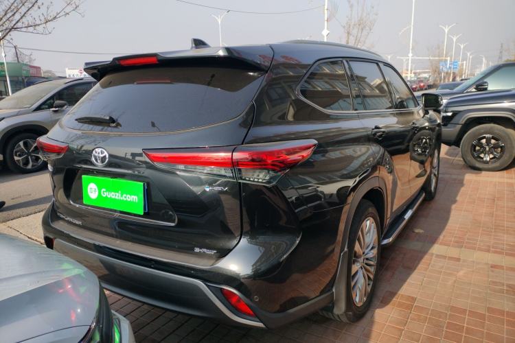 Used Toyota Highlander 2024 2.5L Smart Electric Hybrid Dual-Engine Four-Wheel Drive Prestige Version – 7 Seats
