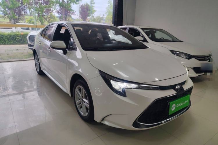 Used Toyota Levin 2019 185T CVT Luxury Edition China VI Standard Front Right 45 Deg
