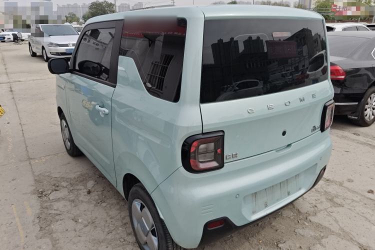 Used Geely Galaxy Panda 2023 Panda Mini 200km Endurance Bear Exterior 2