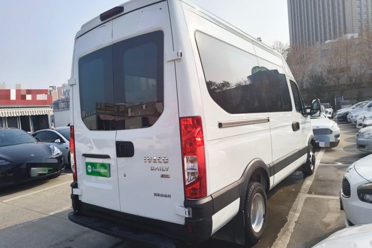 Used Iveco Eurocargo 2020 2.3T Manual Super Rui Long Wheelbase Short Overhang High Roof High Performance F1A