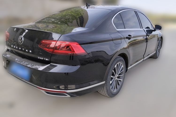 Used Volkswagen Magotan 2020 330TSI DSG Luxury Edition Rear Right 45 Deg