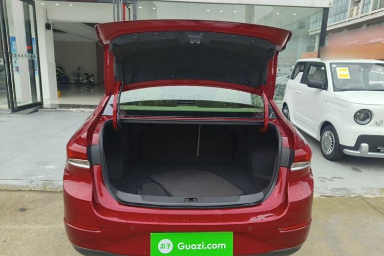 Used Buick GT 2019 15T Dual-Clutch Connected Elite Model China VI Trunk