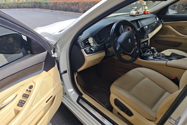 Used BMW 5 Series 2014 525Li Fashion Design Package
