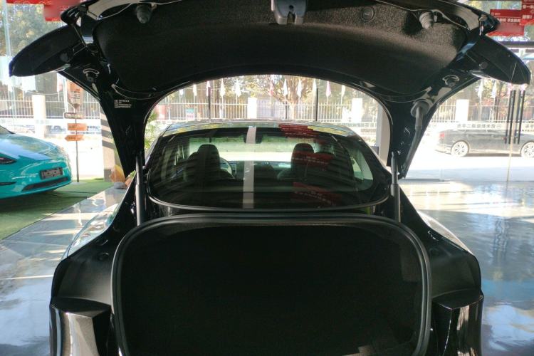 Used Tesla Model 3 2025 Rear-Wheel-Drive Version